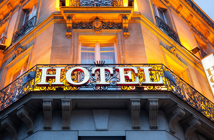 パリ滞在なら市内中心部のホテルを選ぶ