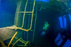 沈船ダイビングスポット（写真提供：グアム政府観光局）
